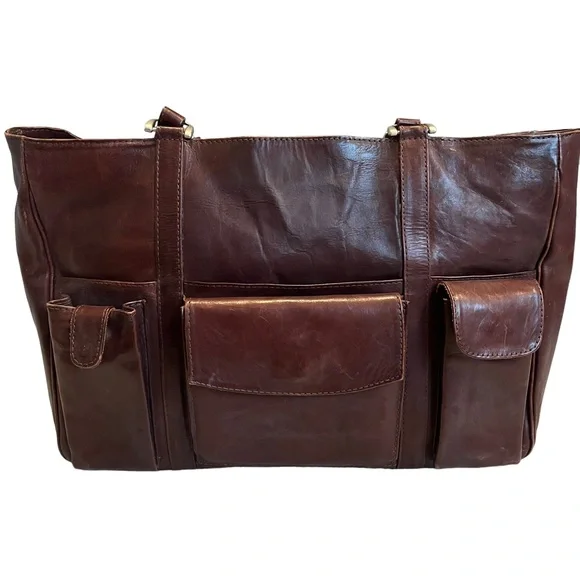 Vintage Leaders in Leather Tote Bag - Picture 5 of 13